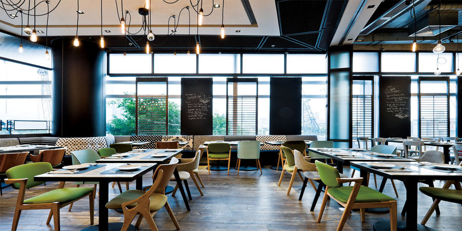 極光餐廳裝修設(shè)計